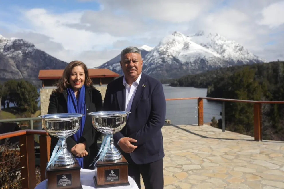 Río Negro y AFA firmaron un convenio histórico para fomentar el futsal en Bariloche