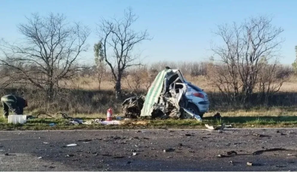 Ruta 5: trágico final para una familia de Las Grutas durante un accidente vial 