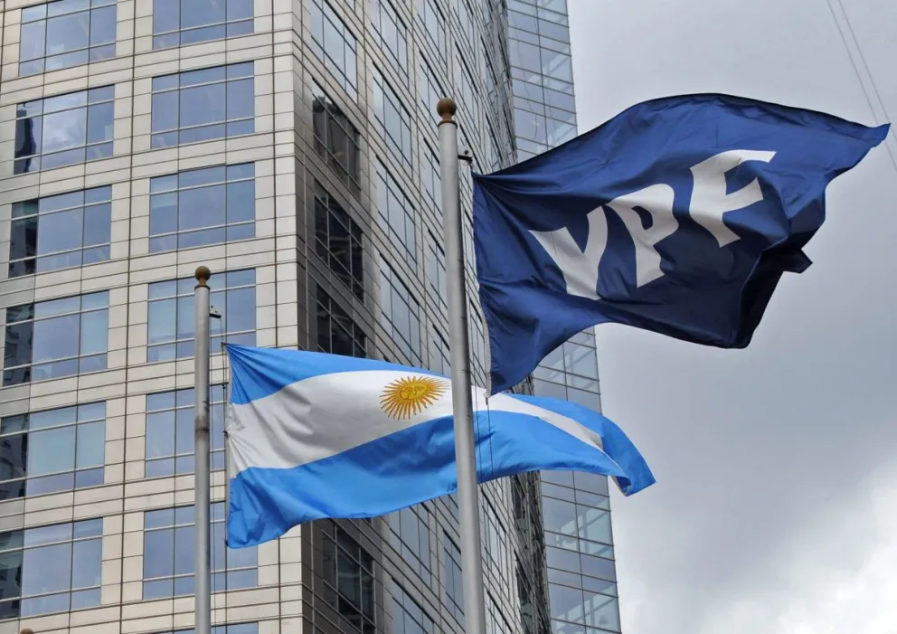 Oportunidad laboral: YPF ofrece empleo con sueldos superiores a $600.000