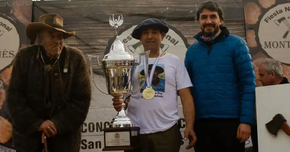 José Quijada ganó el Concurso de hacheros en San Martín de los Andes