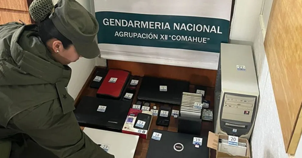 Detalles de los allanamientos en Bariloche: en tres viviendas y por descargas de imágenes de abuso sexual infantil