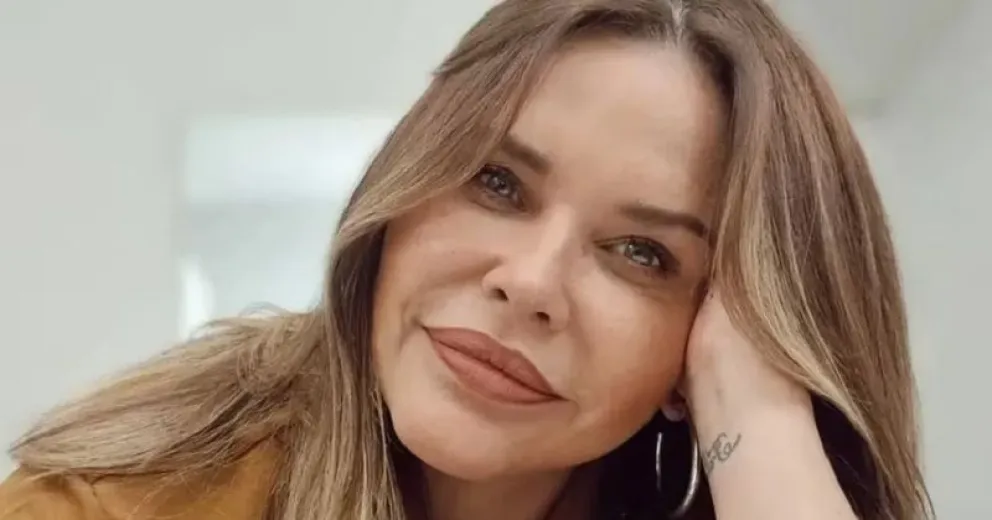 La foto al natural de Nazarena Vélez en ropa interior: "Presumiendo mis rollos"