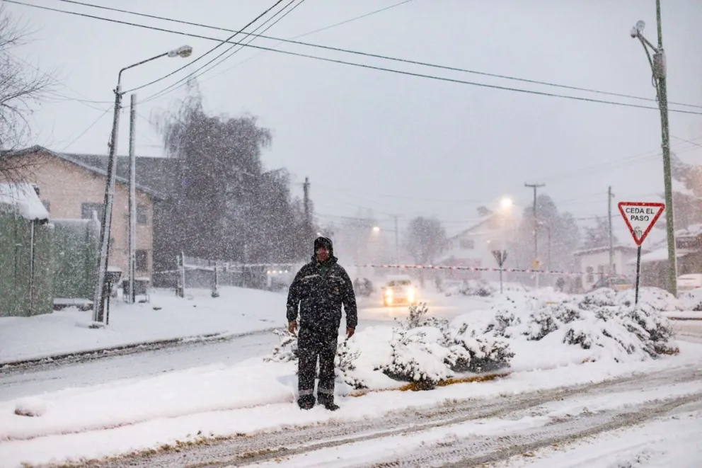Las postales que dejó la intensa nevada en Bariloche 