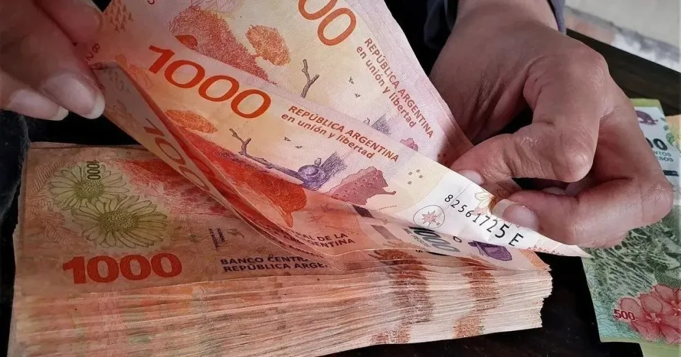 Nuevo cepo: Los beneficiarios de créditos de ANSES no podrán comprar dólares