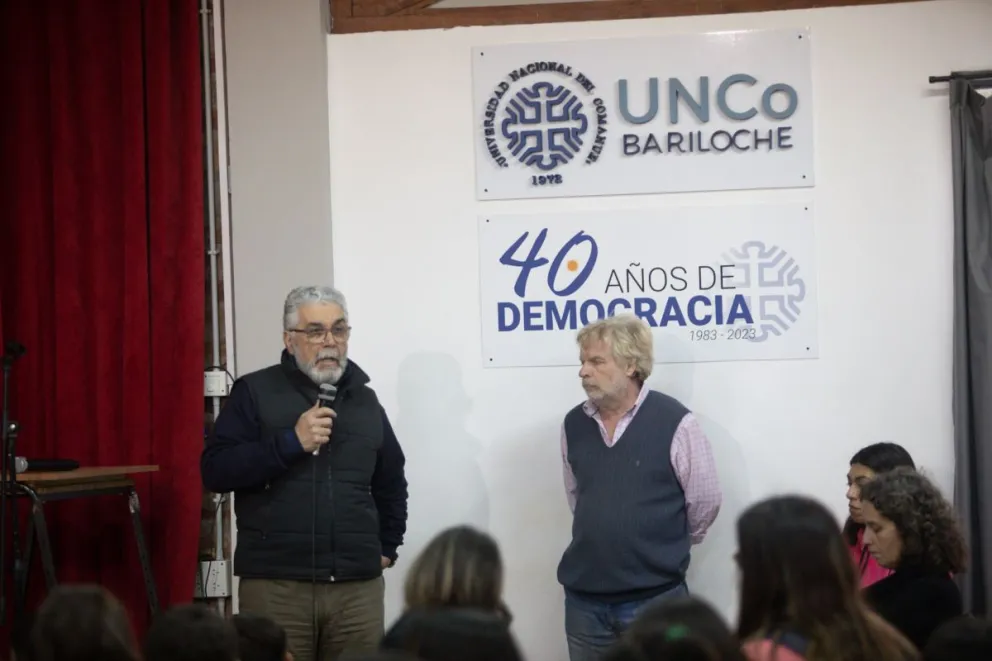 Emotivo acto en conmemoración de las víctimas del accidente del cerro Ventana 