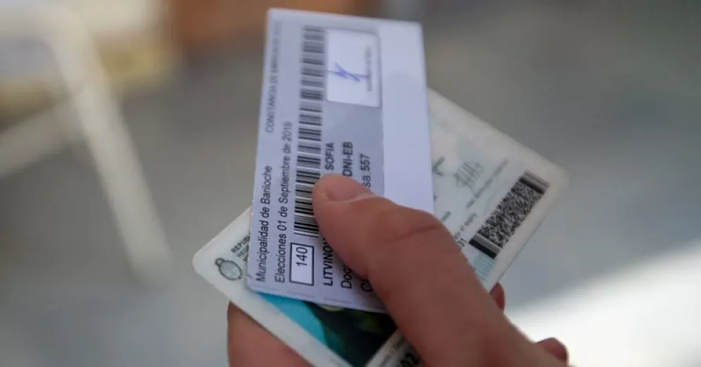 Al Observatorio Electoral de la UNCo le pareció “un error grave” la fecha equivocada en la constancia