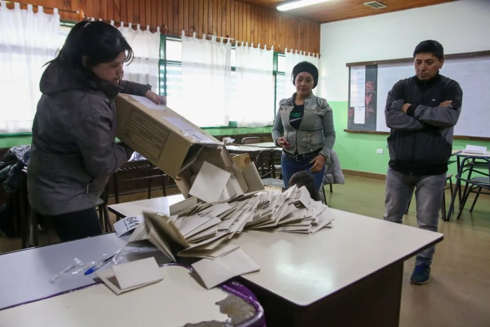 Cerraron los comicios y Bariloche define nuevo gobierno para los próximos cuatro años