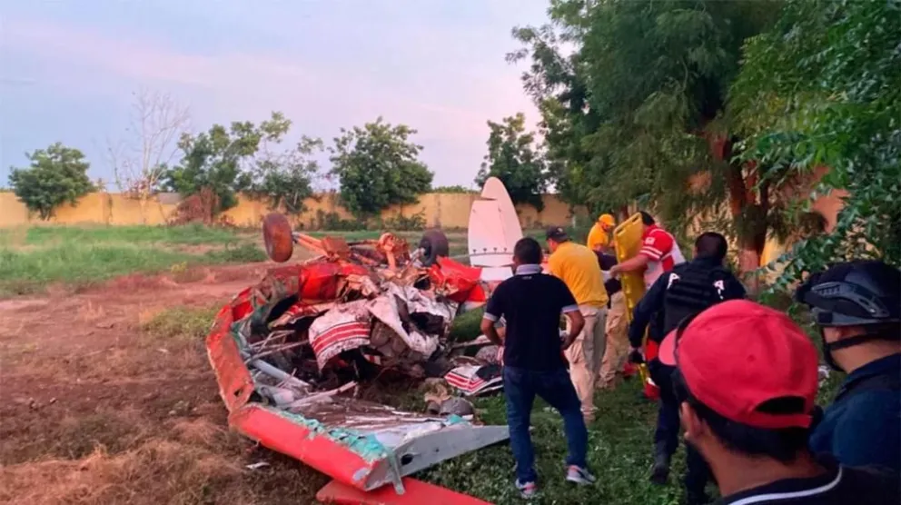 Terrible: piloto muere al intentar anunciar el sexo de un bebé con su avioneta