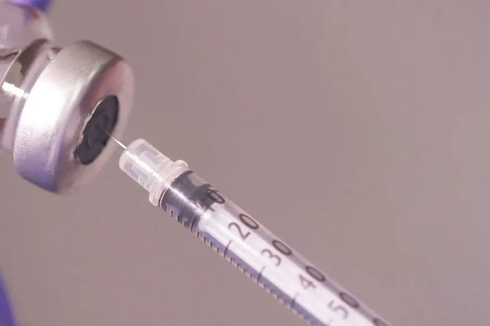 ANMAT prohíbe la venta de un producto dermatológico por irregularidades 