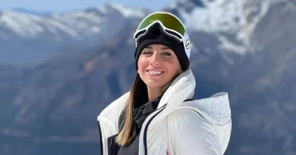 Las increíbles fotos de las vacaciones de Cinthia Fernández en Bariloche