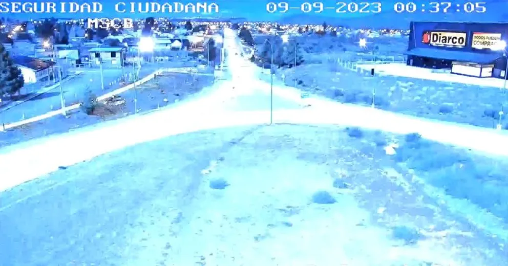 ¿Qué fue la luz que iluminó el cielo de Bariloche por completo?
