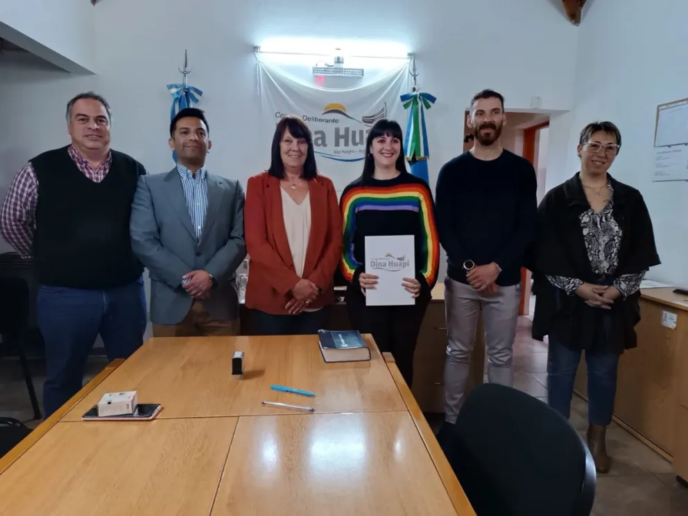 Dina Huapi: asumió la nueva presidenta del Tribunal de Contralor