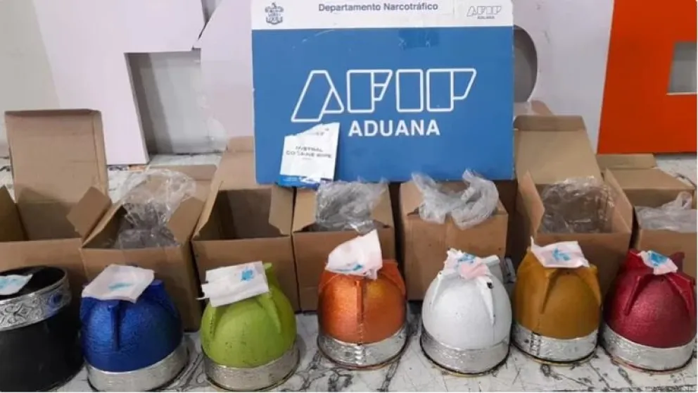 Terrible: decomisan una carga de mates rellenos de cocaína que iban a Pakistán