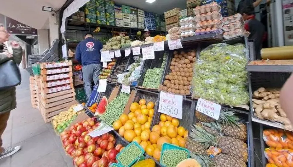 Compras sin IVA: cómo será la devolución automática del impuesto en la Canasta Básica