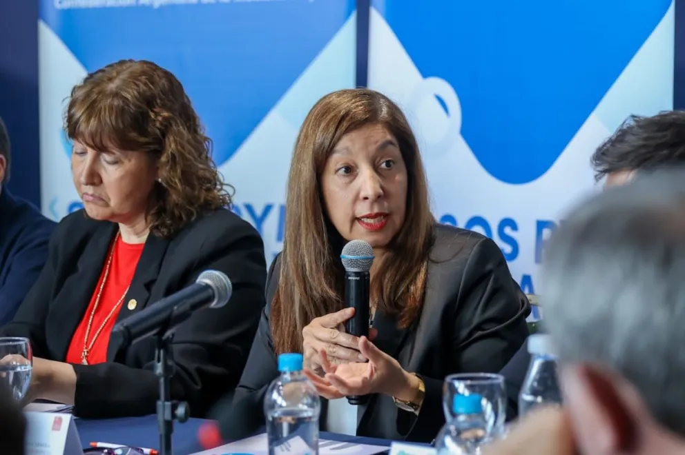 Carreras participó del encuentro de gobernadores en Ushuaia