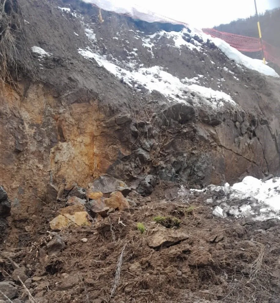 Se produjo un deslave en una de las pistas nuevas del cerro Catedral 
