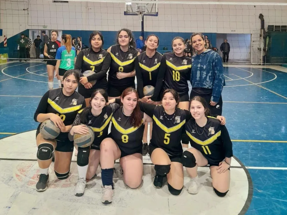 Excelente experiencia de la Escuela Municipal de Vóley en Las Grutas