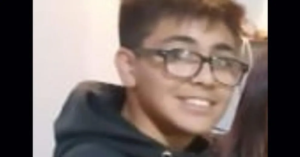 Se busca dar con el paradero de Axel de 14 años