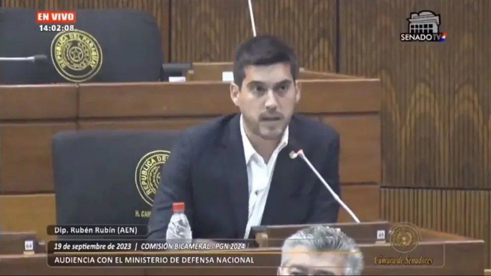 En medio de tensiones con Argentina, un diputado paraguayo dijo que iría “a la guerra”