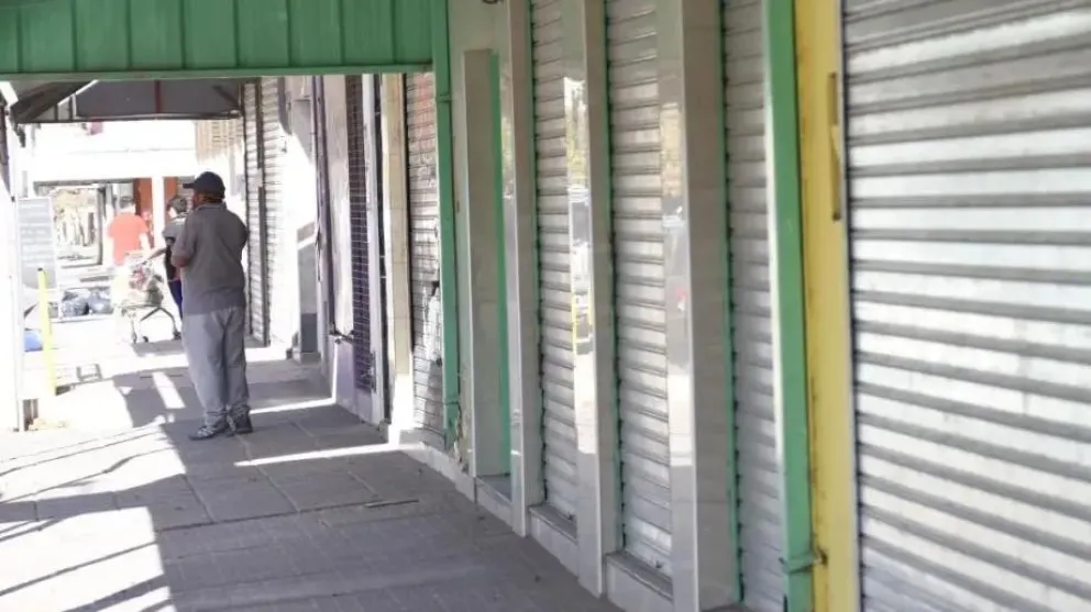 Día del Empleado de Comercio: lunes sin comercios ni supermercados en Neuquén y Río Negro