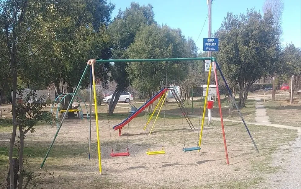 Avanzan los trabajos de puesta en valor de la plaza Bustillo 