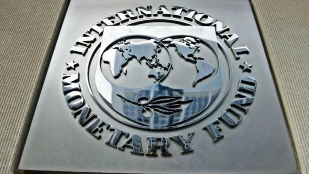 El FMI sostuvo que las nuevas medidas del Gobierno "agregan desafíos a la Argentina"
