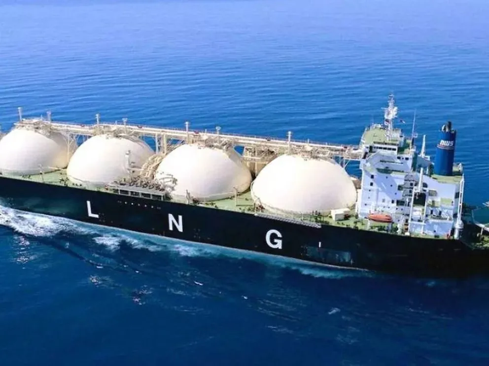 Avanza la Ley de GNL en el Congreso para potenciar la industria petrolera 
