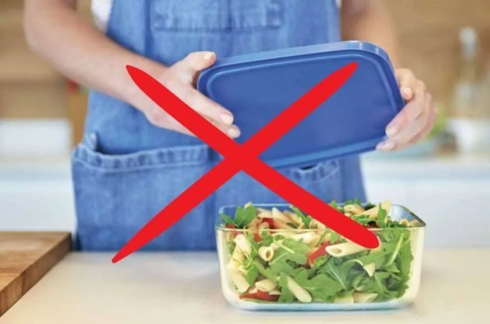 Los peligros de guardar alimentos en tupper: cuáles son los más riesgosos