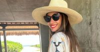 Pampita lució una microbikini en medio de su viaje laboral en Puerto Escondido