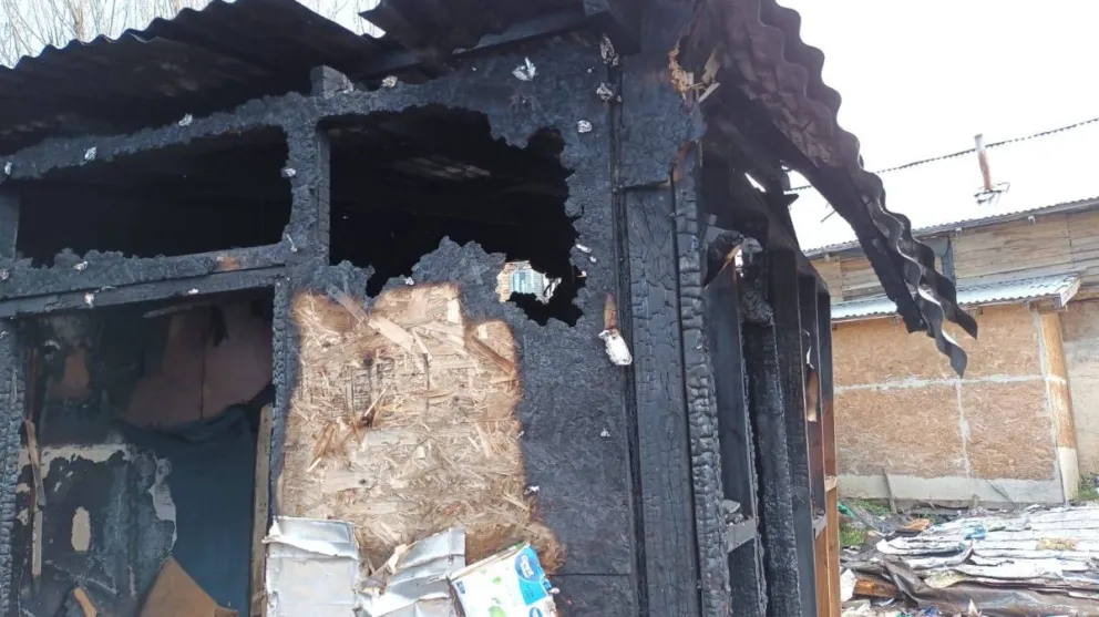 Piden colaboración para la familia de una de las casas que se quemó en el incendio de ayer 