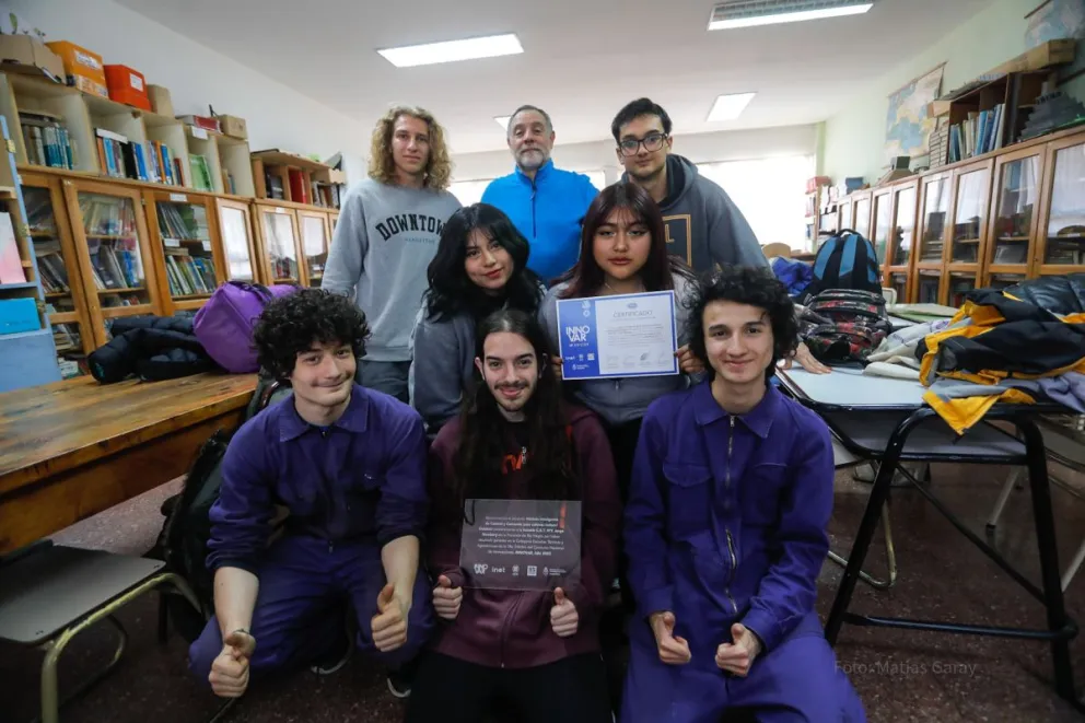 Alumnos barilochenses crean un módulo inteligente y son premiados a nivel nacional 
