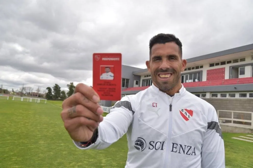 Carlos Tevez se convierte en socio de Independiente 