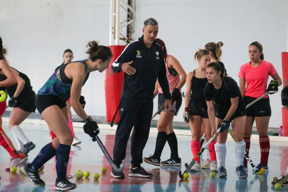 Rumbo al Panamericano de Hockey Indoor: Se realizó la concentración regional con jugadoras y jugadores de Los Lagos