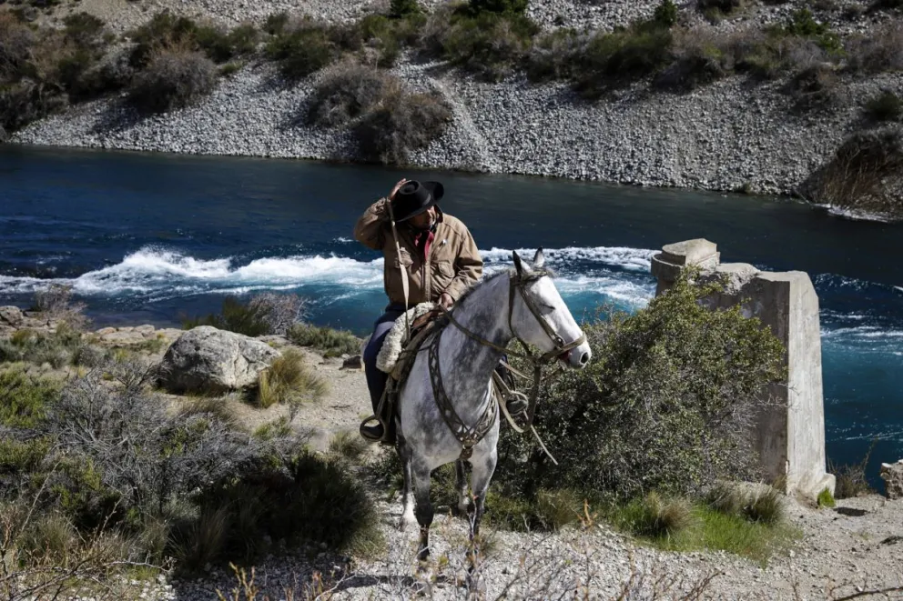 Hoy se volvió a vivir otro emocionante Abrazo al Limay