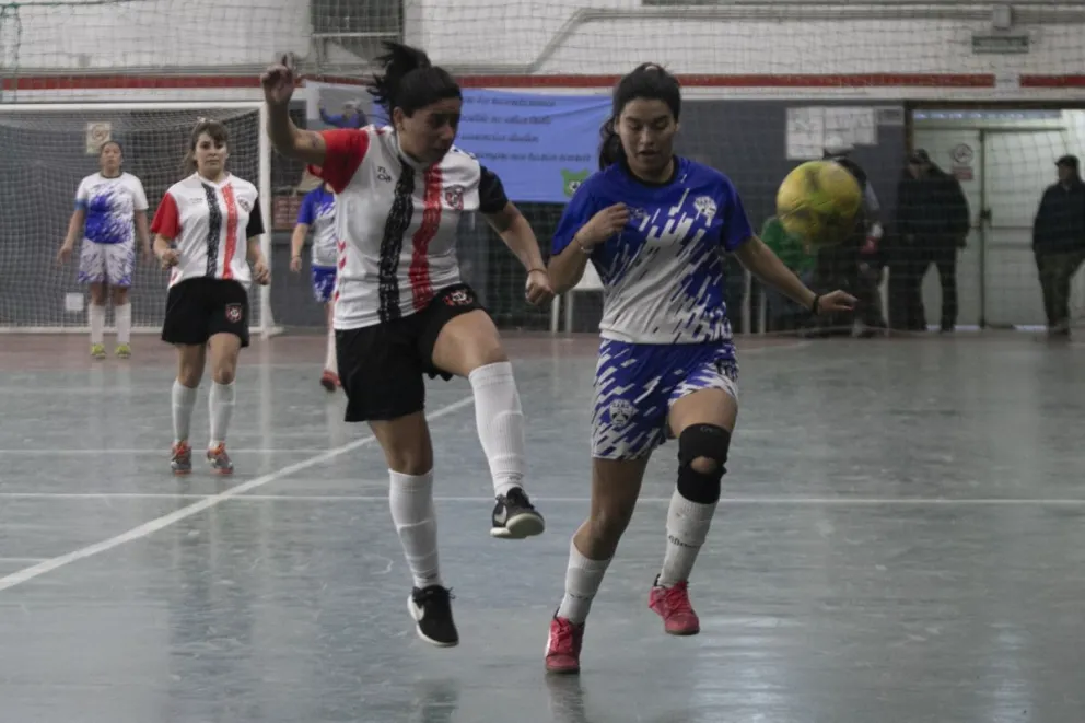 Las chicas jugaron la cuarta fecha