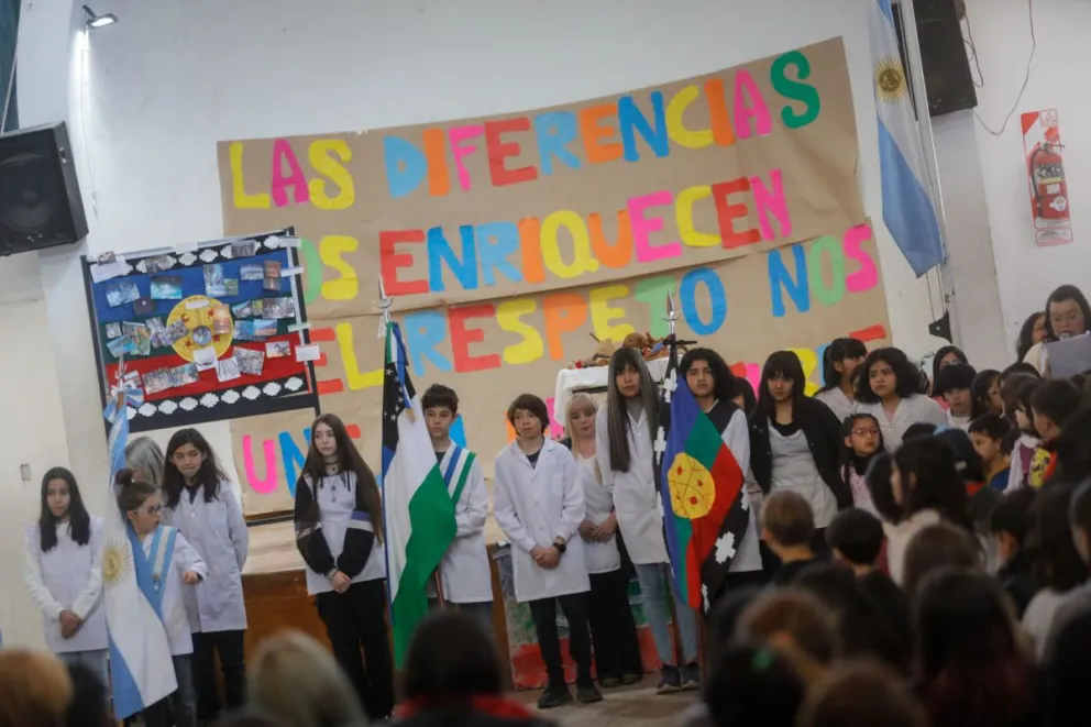 La escuela 298 conmemoró el Última Día de Libertad de los Pueblos Originarios