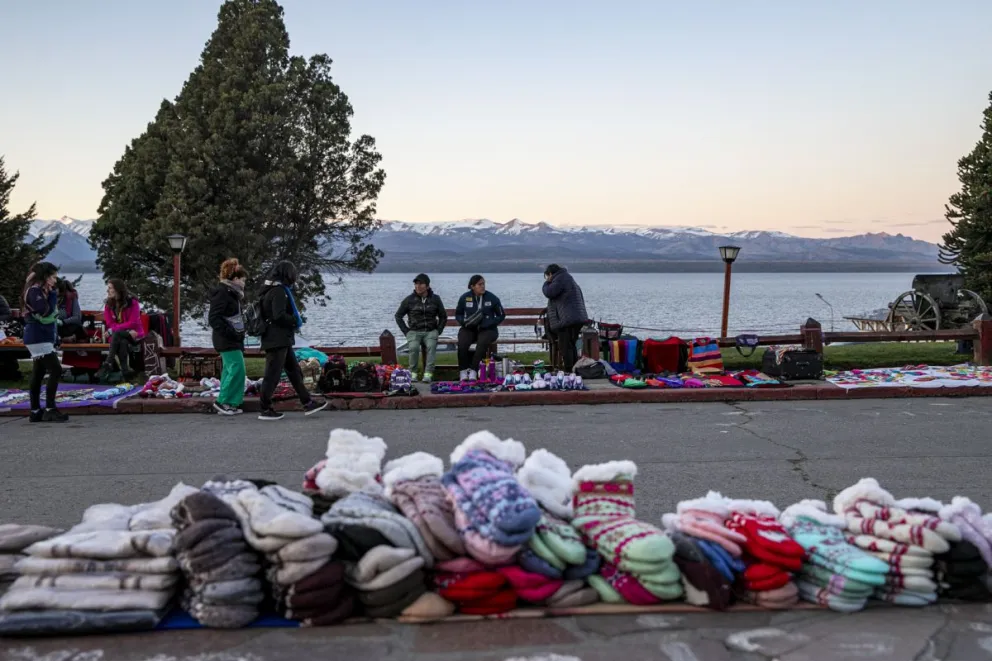 Endurecen el reclamo por la venta callejera, en zonas comerciales claves de Bariloche. Foto: archivo