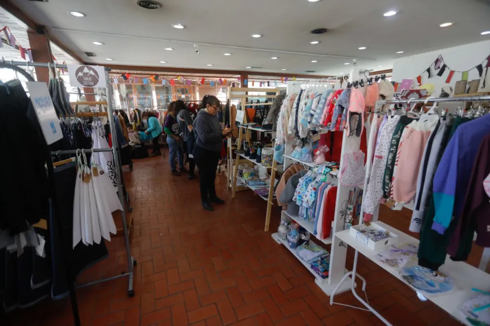 Uniendo Tramas se suma al encuentro de mujeres y disidencias con una variedad única de productos regionales