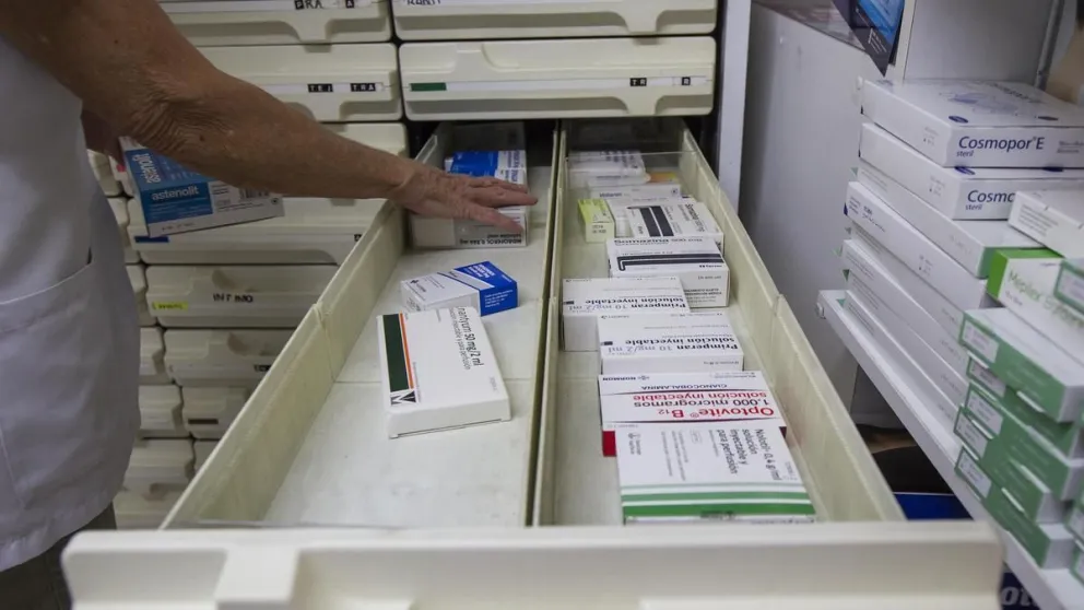 Por crisis económica droguerías restringen distribución de medicamentos