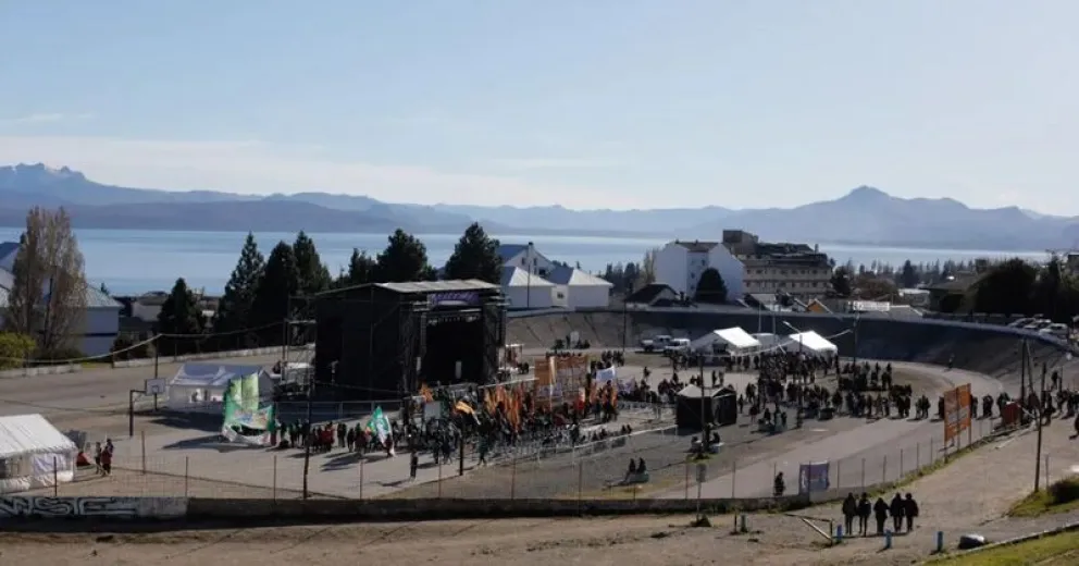Proyectan la llegada de más de cien mil mujeres y disidencias a Bariloche por el encuentro
