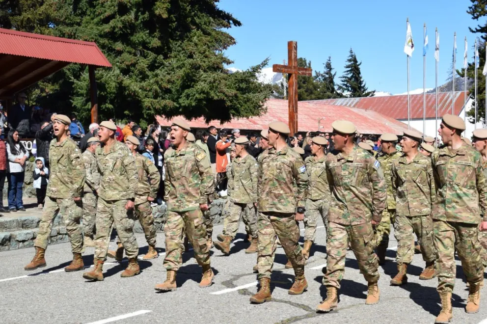 La Escuela Militar de Montaña cuenta con 23 nuevos soldados