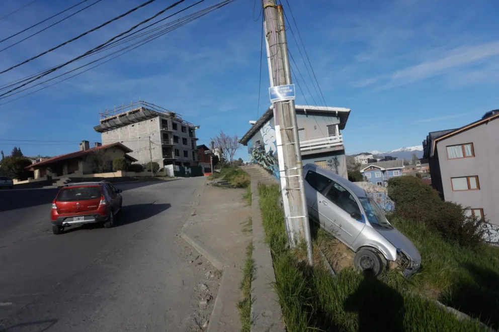 Uno de los accidentes más graves que registra la calle de Segundo Sombra y que generó alarma en los vecinos. Foto: archivo.