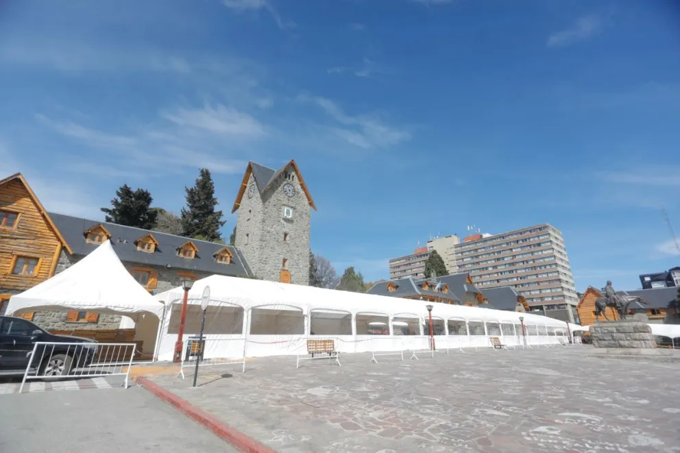 Solo la feria en el Centro Cívico se pasa al próximo fin de semana