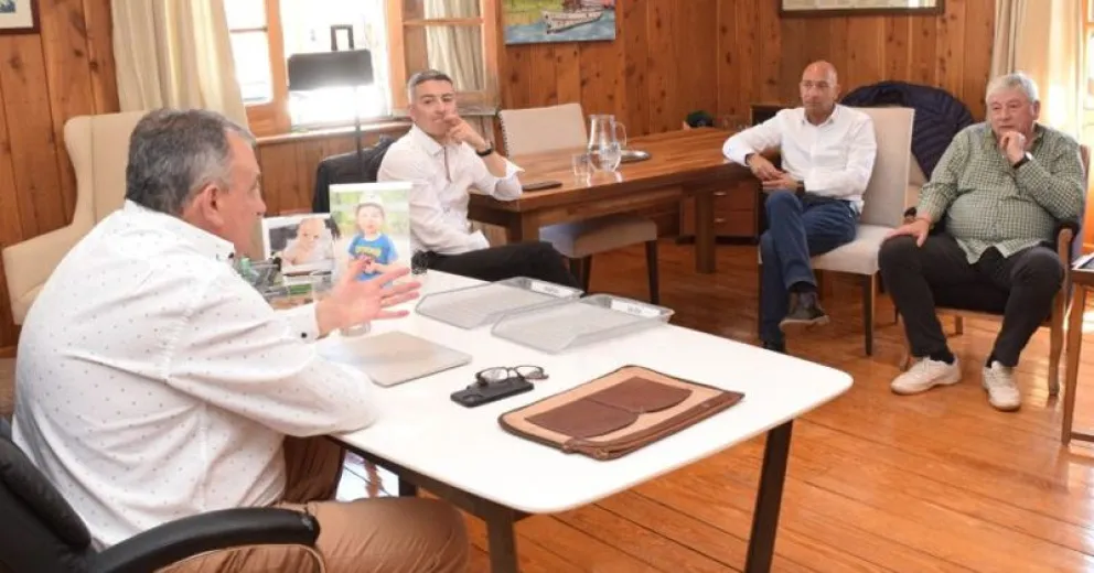 Gennuso se reunió con Cortés para iniciar la transición oficial
