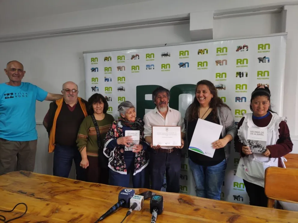 Fue declarado de Interés Provincial el libro "Décimas de un albañil"