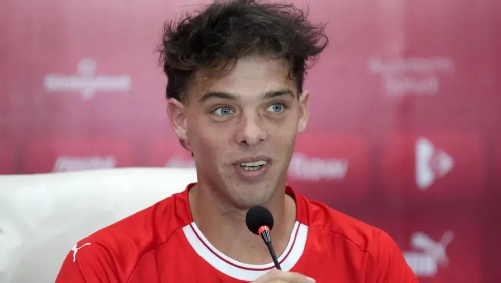 Santi Maratea cierra fideicomiso para pagar deudas de Independiente 