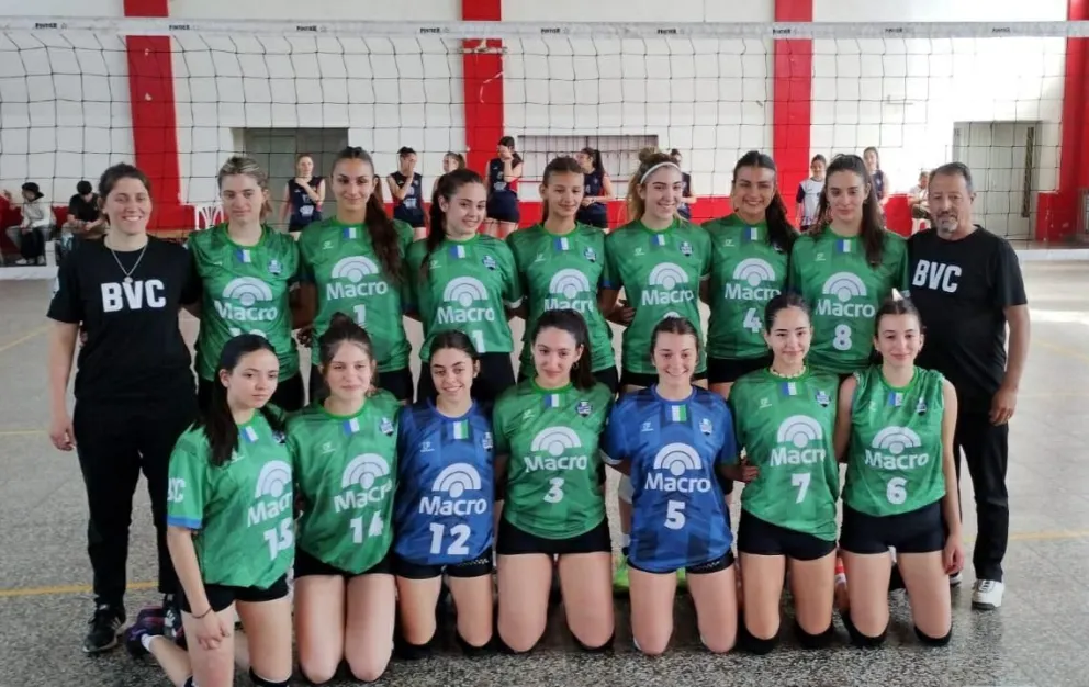 Bicampeonas: el equipo femenino volvió a brillar en el provincial