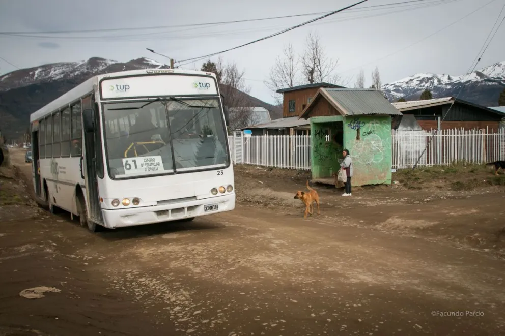 TUP en Bariloche: Habría combustible para dos días más, pero aseguran que viven el "día a día"