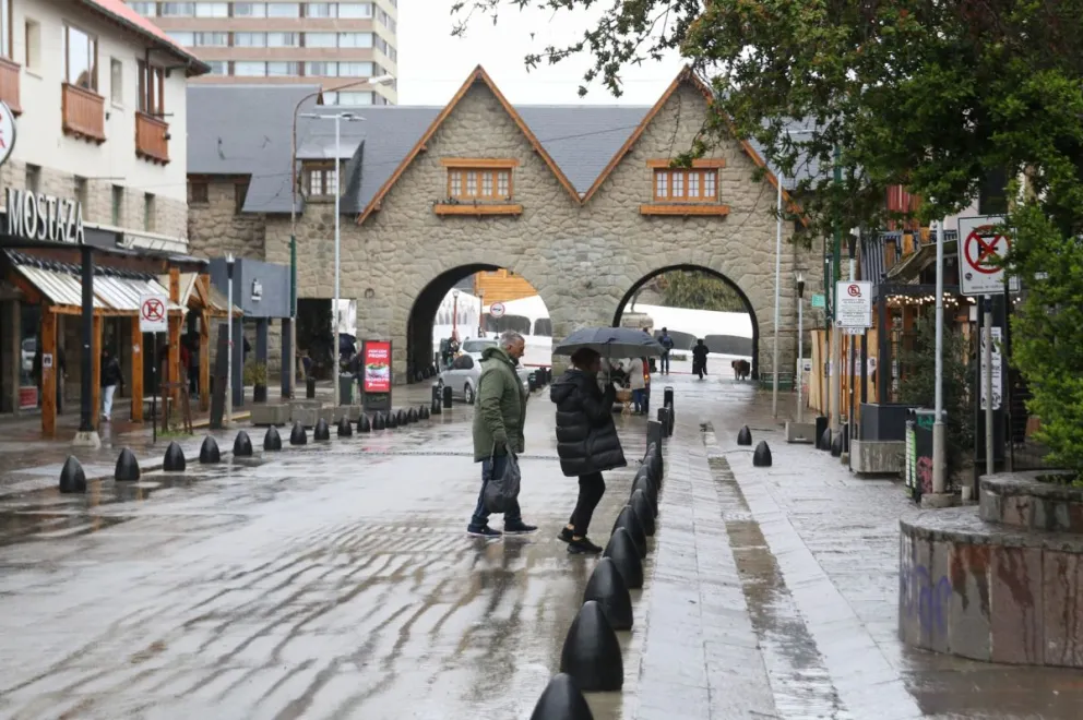 Lluvias, vientos, algo de nieve y mucho frío para los próximos tres días en Bariloche 