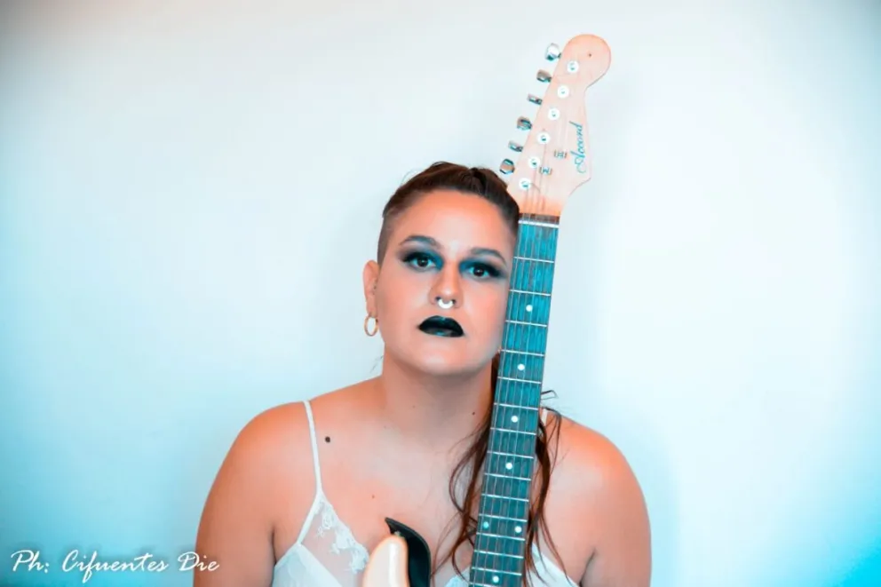 Con “Arrúllame”, Érica Brandt avanza hacia su primer álbum